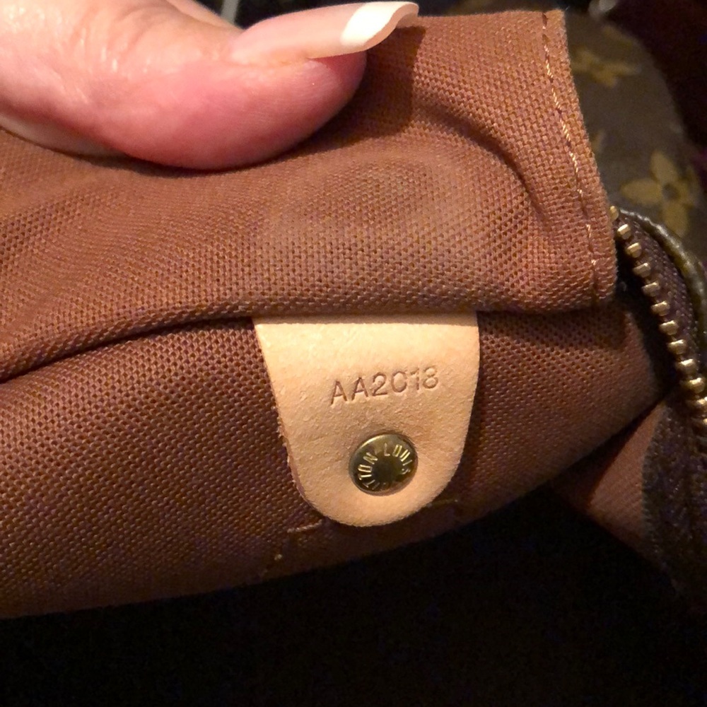 Excellent Condition Louis Vuitton Speedy 40 - Picture 6 of 7